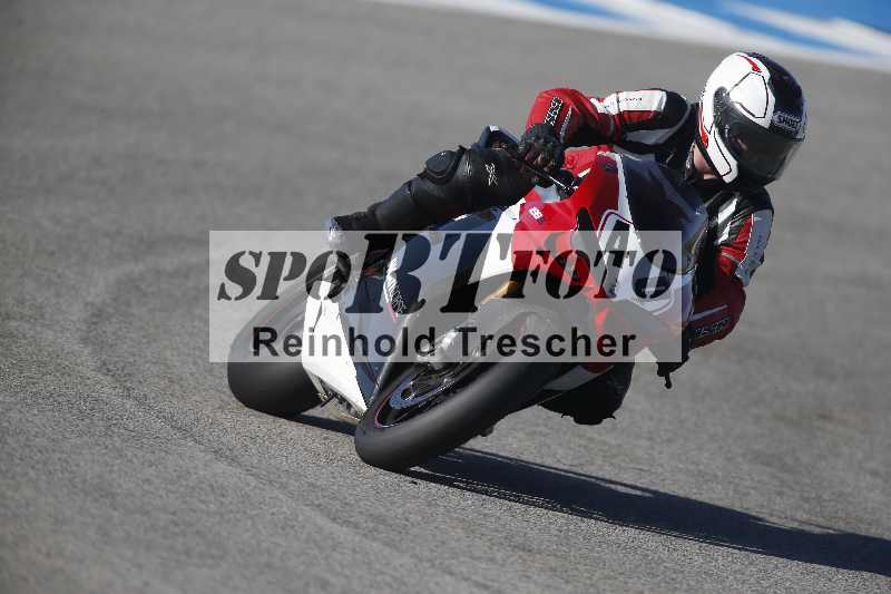 /Archiv-2024/02 29.01.-02.02.2024 Moto Center Thun Jerez/Gruppe gruen-green/40